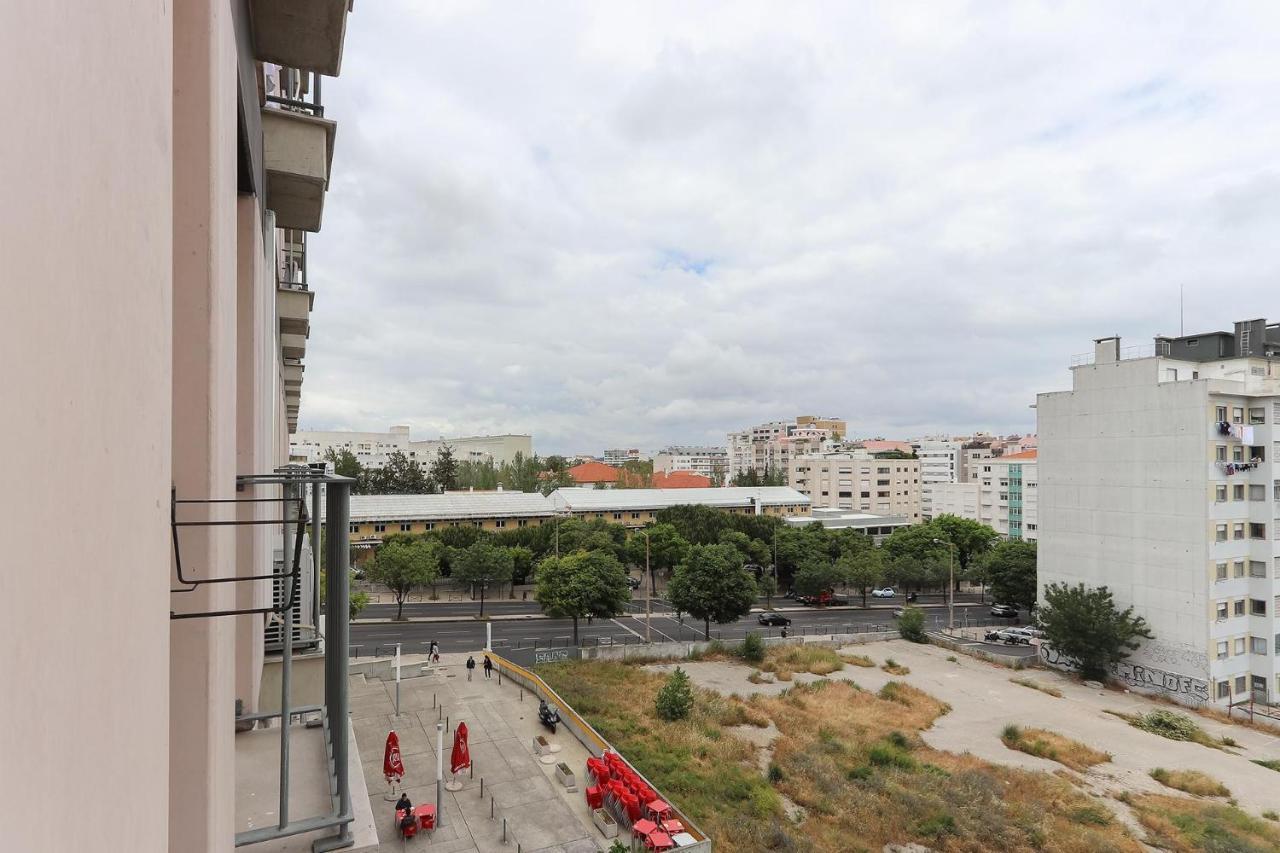 Modern & Bright Avenidas Novas By Homing Lisbon Exterior photo