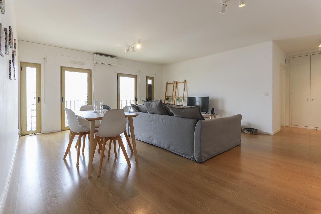 Modern & Bright Avenidas Novas By Homing Lisbon Exterior photo
